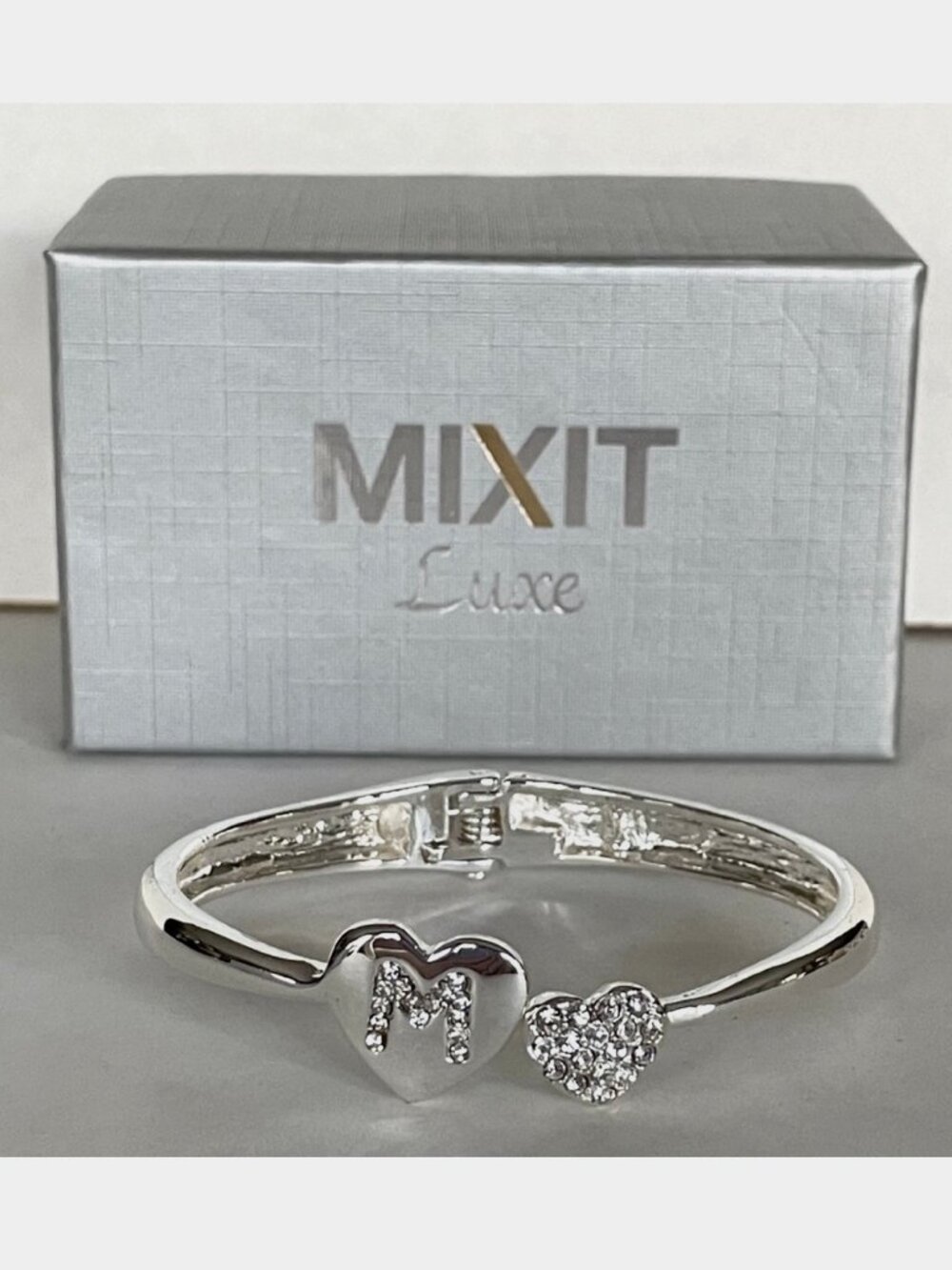 NEW IN BOX! MIXIT LUXE LETTER M INITIAL RHINESTONES SILVER HEARTS HINGE BRACELET